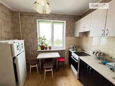Довготривала оренда 3к квартири на вул. Ахматової Анни 14Б • ID 34785688