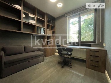 Довготривала оренда 3к квартири на вул. Івана Мазепи 3Б • ID 34783098