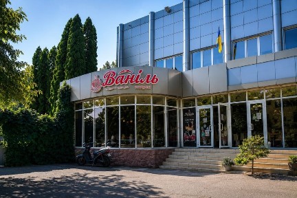 Дохідний офісний центр 1 159 м² | 100% заповнення орендарями