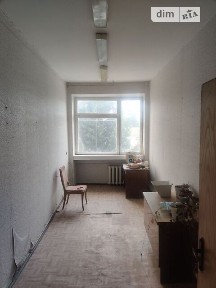 Здається комерційне приміщення на пл. Миру 28, площа 15.5 кв. м • ID 35025585