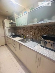 Продаж 3к квартири 71.7 кв. м на наб. Гімназійна 18 • ID 34787798