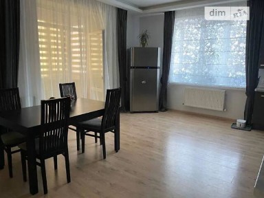 Продаж 3к квартири 160 кв. м на вул. Алли Горської 106 • ID 34787793