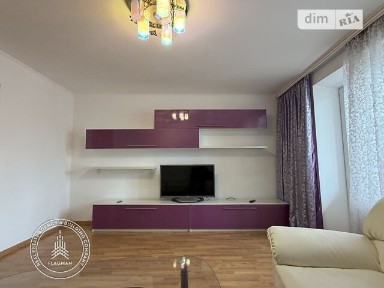 Продаж 3к квартири 65 кв. м на вул. Болгарська 39 • ID 34787404