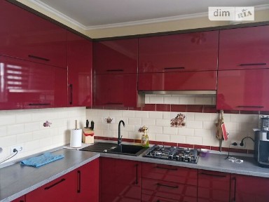 Продаж 3к квартири 110 кв. м на вул. Карпатська • ID 34787153