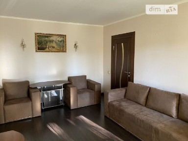 Продаж 3к квартири 70 кв. м на вул. Героїв Маріуполя 7 • ID 34786303