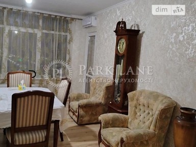 Продаж 2к квартири 72 кв. м на вул. Євгена Сверстюка 6Д • ID 34786110