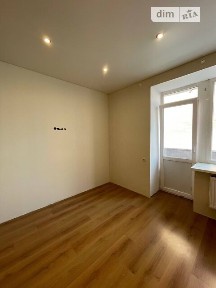 Продаж 3к квартири 85 кв. м на вул. Університетська 2/1 • ID 34785896