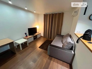 Продаж 1к квартири 42 кв. м на вул. Левка Лук'яненка 24 • ID 34785028