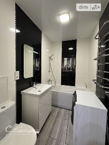 Продаж 3к квартири 92 кв. м на вул. Нижня Берегова 3Е • ID 34784345