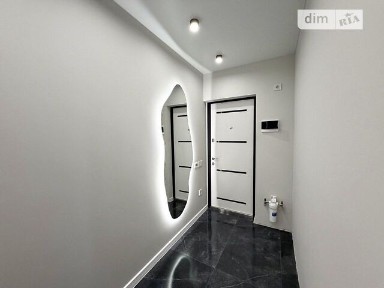 Продаж 1к квартири 32 кв. м на вул. Смакули • ID 34784295