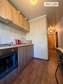 Продаж 1к квартири 30.7 кв. м на вул. Варненська 5 • ID 34783978