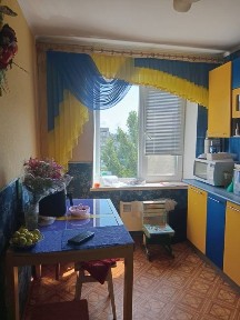 Продаж 3 кімнатноі квартири Героів Рятувальників
