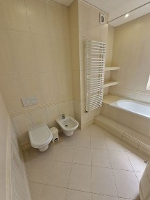 Продаж великої 3кімн. новобудови вул. Головна Ентузіастів