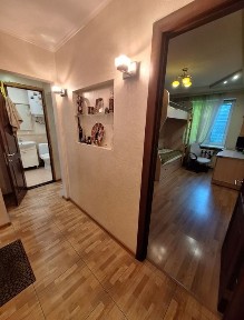 Продам 2 кімнатну квартиру ж/м Покровський/ Комунар/Новокодацький район