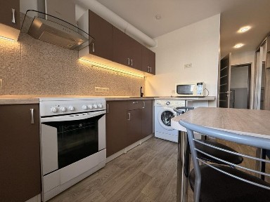 Продам квартиру которая заставляет задуматся Панорамний вид на город