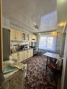 Продам 4х. комнатную квартиру на Тополе-3