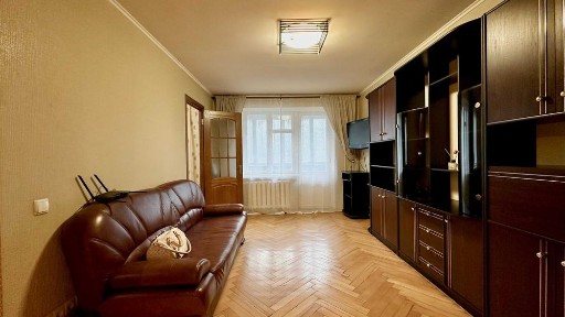 Без комісії! Оренда на Нивках 2к квартиры, пішки до метро. вул. Салютная 10