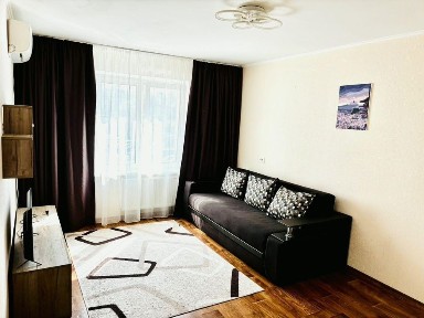 Здається в оренду 1-кімнатна квартира, пр. Глушкова, 9-Є