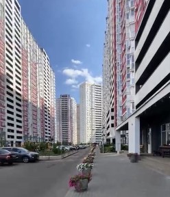 Від Власника, Кутовий супер-Фасад 115 кв. м, вул. Драгаманова 2-а
