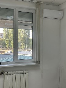 Оренда приміщення офісу біля парку Бровари центр прохідне місце