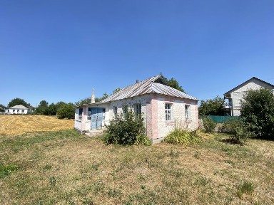 Продаж будинку с Острів біля річки