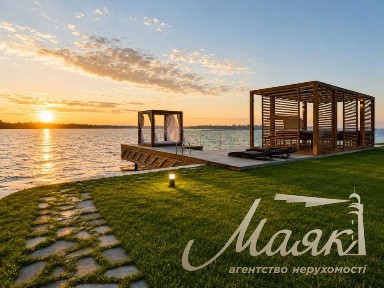 Закритий продаж преміальної резиденції на першій лінії Дніпра з елінгом Бориспільський район 10 км від Києва Власна берегова лінія Ділянка 1 гектар