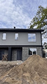 Кутовий таунхаус в Бучі