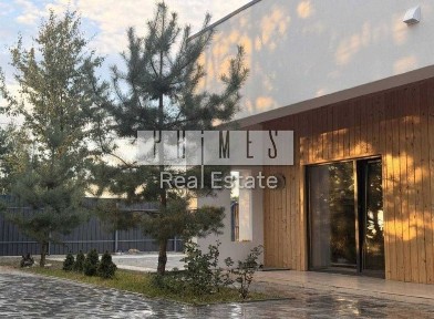 Продам одноповерховий будинок 120м2 15 соток з ремонтом та меблями Дмитрівка