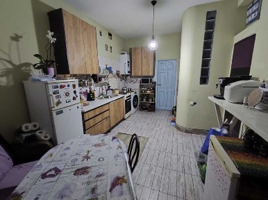 Продам дом в Хаджибейском р-не. 2 этажа+ жилая мансарда. 13 соток. 2 фасада