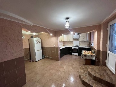 Будинок у селі Благодатне (Кірове)