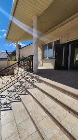 Продажа дома в Совиньоне, Ракушняк, 8 сот, Подвал!