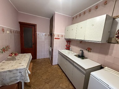 Продаж 3-км вул. Соборна, парк «Хімік», АТБ