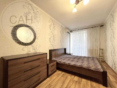 Продаж 3 квартири вул, Герасима Кондратьева