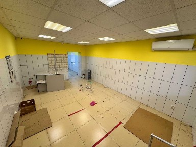 Центр Велика Морська 52 кв. м. ремонт ву фасад