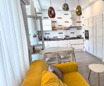 Оренда 2-кімнатної квартири 100 м², Малиновского Маршала вул.
