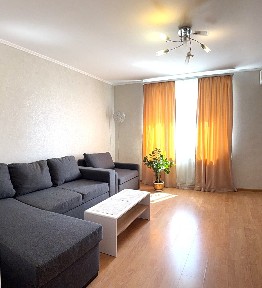 Оренда 2-кімнатної квартири 50 м², Академіка Корольова вул., 20