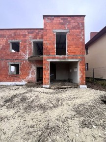 Продаж зданого будинку Малечковичі
