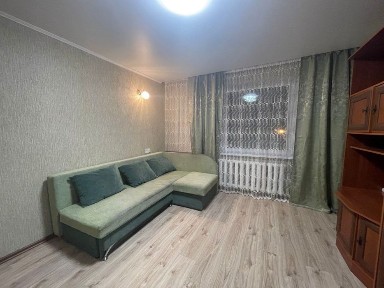 Оренда! 1-кімнатна квартира по просп Лушпи
