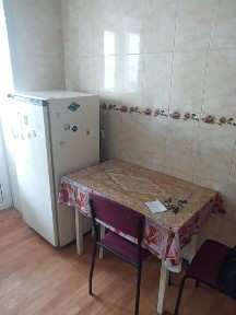 1кімн, цегляний будинок, 4 поверх, Героїв Крут
