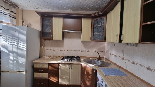 Сучасна квартира на Шуменському. Будинок цегла.