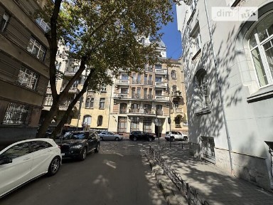 Продаж комерційного приміщення на вул. Стецька Ярослава 8, площа 60.5 кв. м • ID 34787797