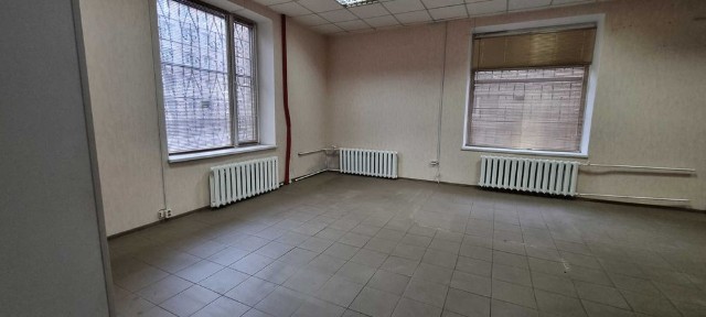 Оренда приміщення по вул. Нац. Гвардії, 8 (зуп. Вул Героїв УПА, бувша Гвардійська)