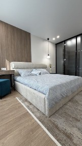 Продаж 1-кімнатної квартири з дизайнерським ремонтом і видом на басейн у ЖК «У-Квартал»