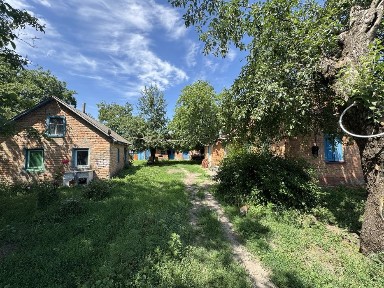 Продаж приватного (частного) будинку (дома) ! 25 соток землі! Всі зручності (комінікації) газ, електрика, центральний водопровід) !
