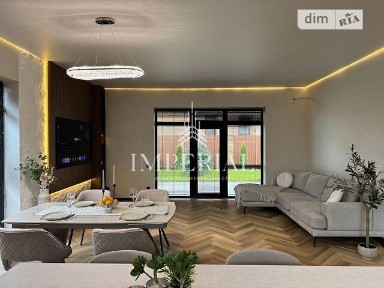 Продаж 2 поверхового будинку 145 кв. м, 5 кімнат, на вул. Садова 200 • ID 34793095
