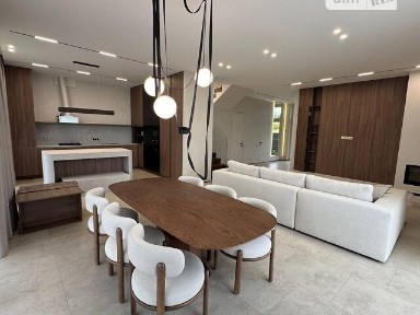 Продаж 2 поверхового будинку з ділянкою на 6 соток, 190 кв. м, 4 кімнати, на вул. Квітнева • ID 34913485