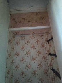 ПРОДАЮ 1-кім. Кв. 39м2 Кухня9м2. Вел. Кімната, Балкон застекл. Ванна-Санвузол ізольовані