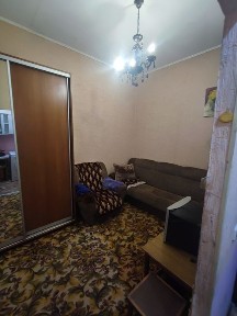 Продам гостинку со своим санузлом и мини кухней в Индустриальном районе