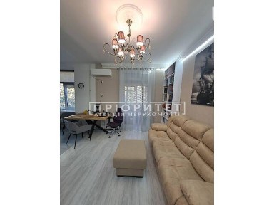 Продаж 2к квартири 52 кв. м на вул. Сегедська • ID 34793454