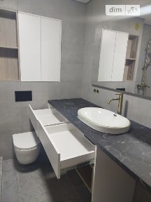 Продаж 1к квартири 43 кв. м на вул. Київська • ID 34792969